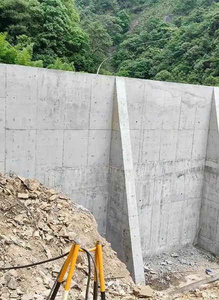 江苏重力式挡土墙